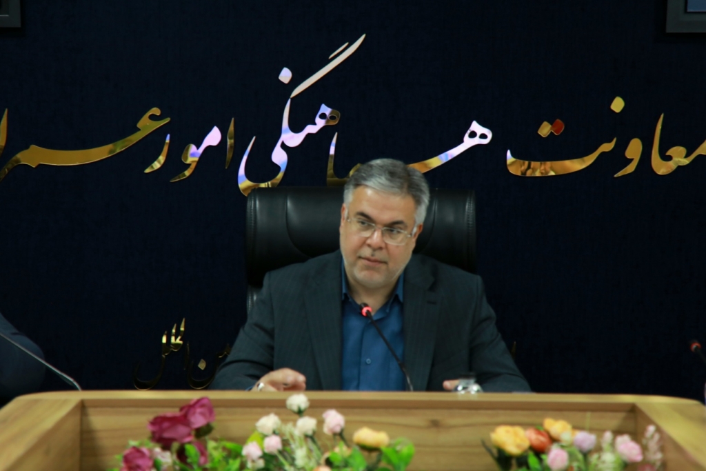معاون عمرانی استاندار خوزستان؛ ظرفیت تولید برق تجدیدپذیر خوزستان در نیمه نخست سال ۳ برابر شد