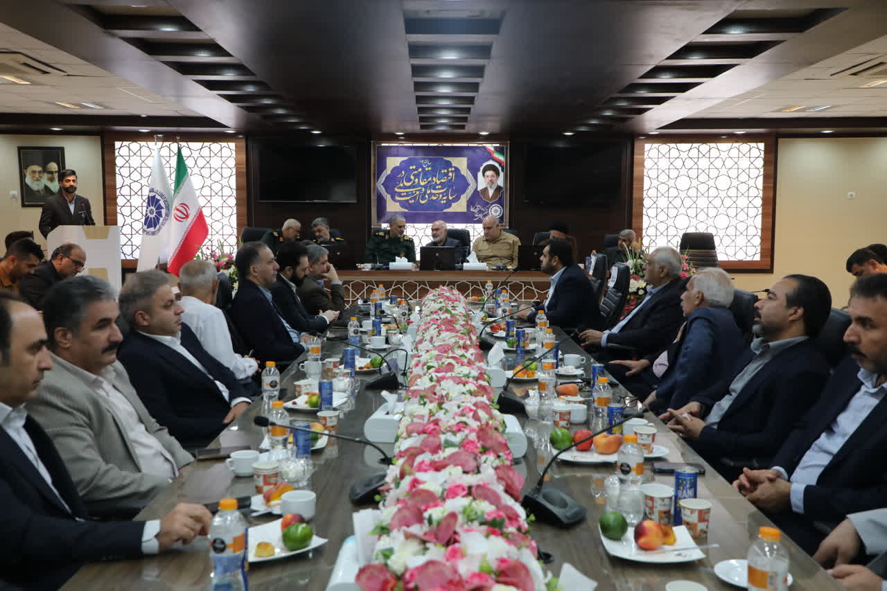 فعالان اقتصادی میدان‌دار مقابله با جنگ اقتصادی دشمن هستند