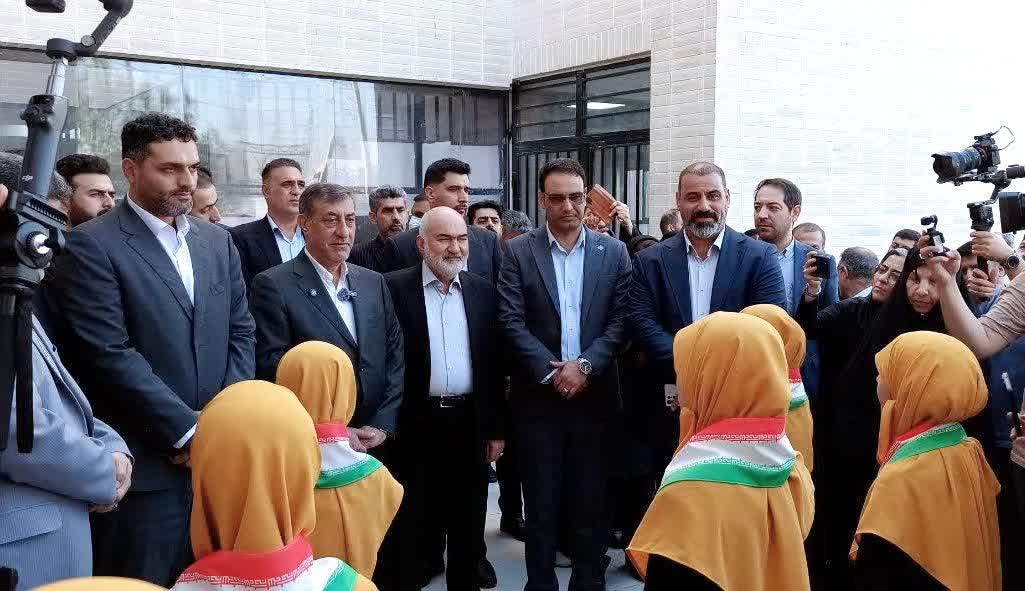 آیین افتتاح مدرسه دوازده‌کلاسه پردیس ایران در اهواز برگزار شد