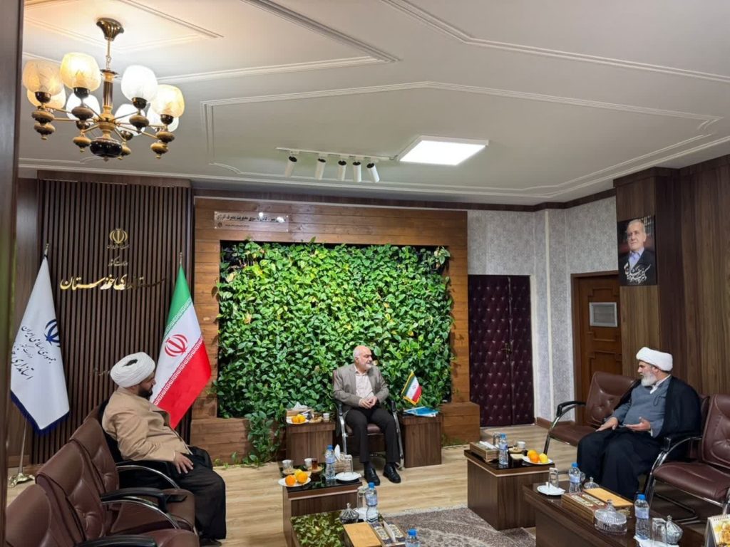 تقدیر نماینده مجلس خبرگان از حضور میدانی و مردمی‌بودن استاندار در مدیریت بحران / نقش کلیدی پیام‌های مقامات ملی در کنترل بحران