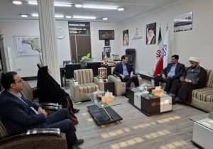 دیدار مدیرکل بنیاد شهید خوزستان با فرماندار خرمشهر؛ تأکید بر تکریم ایثارگران، ساخت ساختمان جدید بنیاد و برگزاری شورای ترویج فرهنگ ایثار