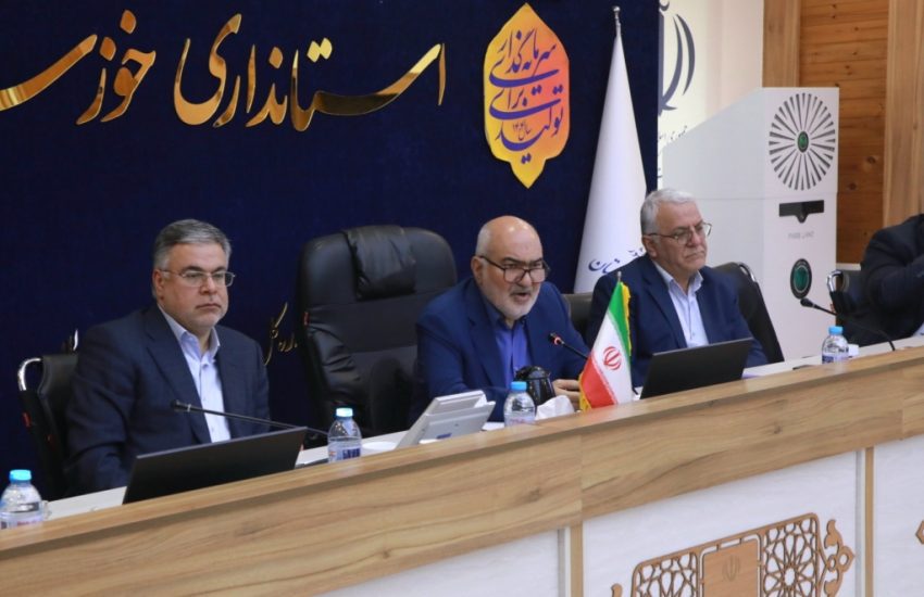 استاندار خوزستان خطاب به مسئولان استان: به دنبال بهانه‌ای برای حل مشکلات مردم و ایجاد رضایت مندی باشید