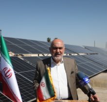 افتتاح نیروگاه خورشیدی ۶۰ کیلوواتی در استانداری خوزستان / موالی‌زاده: تمام دستگاه‌های اجرایی موظف به توسعه انرژی‌های تجدیدپذیر هستند