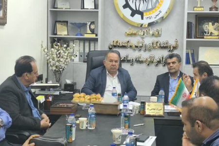ظرفیت اصناف در توسعه مسئولیتهای اجتماعی و حمایت از اقشار آسیبپذیر مؤثر است ظرفیت اصناف در توسعه مسئولیتهای اجتماعی و حمایت از اقشار آسیبپذیر مؤثر است
