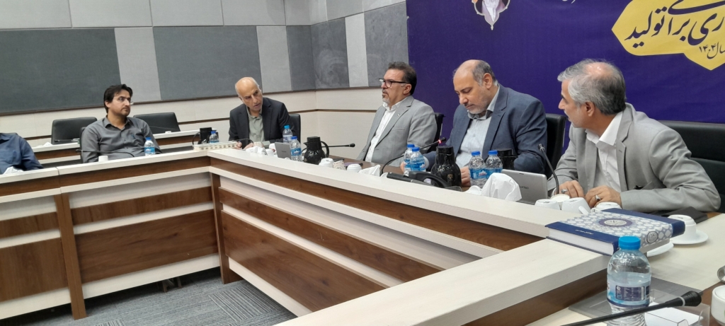 بررسی مشکلات آب آشامیدنی و کشاورزی خرمشهر و آبادان در جلسه اداره کل مدیریت بحران استان
