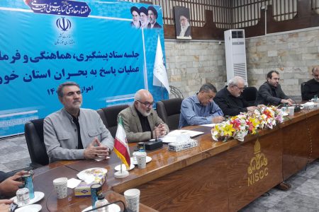استاندار خوزستان: دولت با تمام توان در کنار مردم است