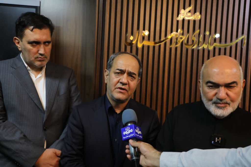 معاون وزیر جهاد کشاورزی: تأمین مالی طرحهای کشاورزی خوزستان در دستور کار دولت است / پرداخت مطالبات گندمکاران تا پایان هفته جاری