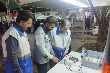 آب شرب اربعین زیر ذره بین؛ مرزهای شلمچه و چذابه با آزمایشگاه سیار به استقبال زائران رفت