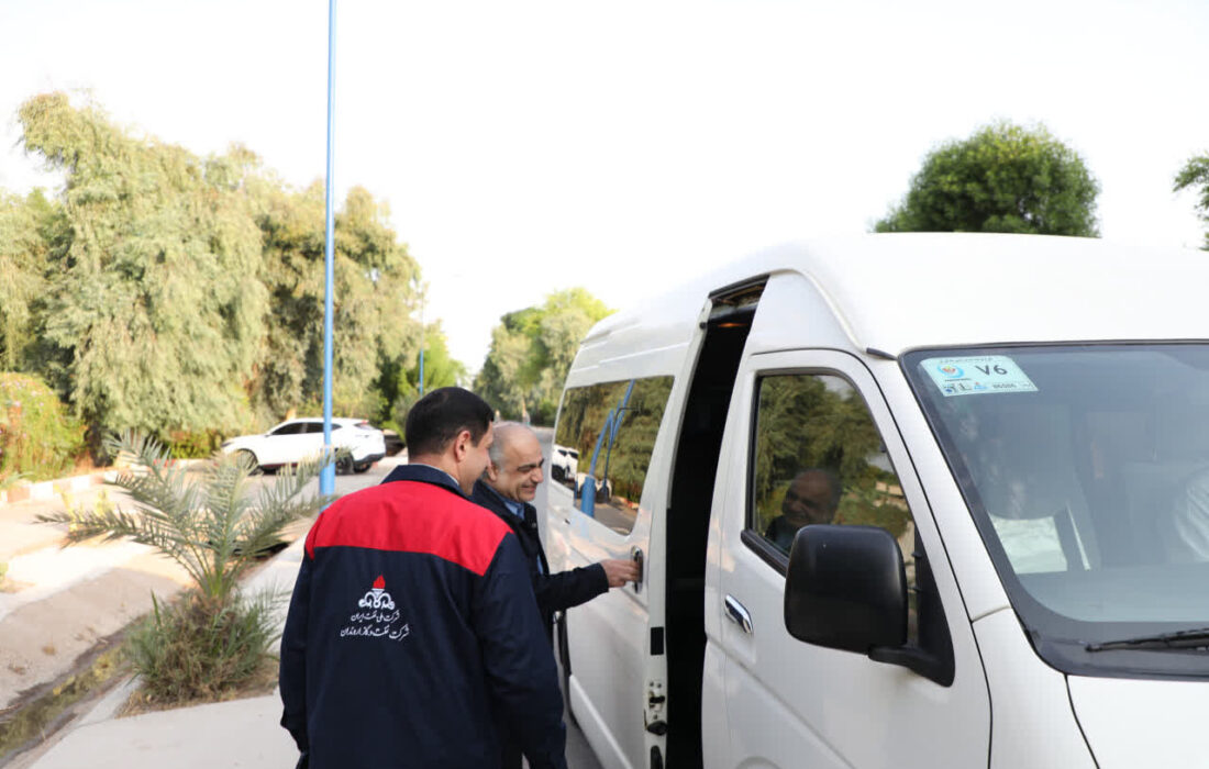 مدیران و روئسای اروندان در پویش یك روز بدون خودرو شركت كردند